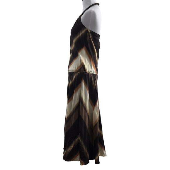 Banana Republic Brown Cream Chevron Striped Halter
Midi Dress Size 2 100% Silk - Picture 3 of 8